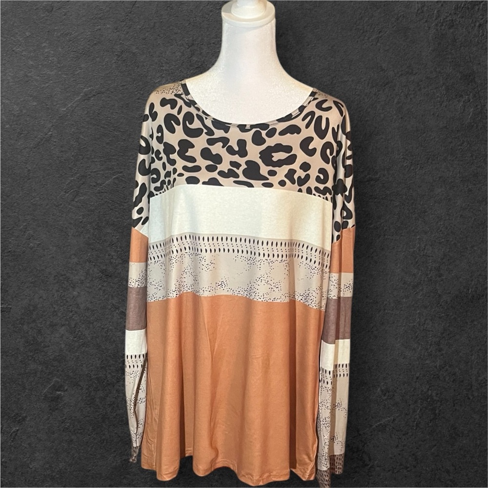 Stylish Leopard Print Patchwork Top womens plus size top